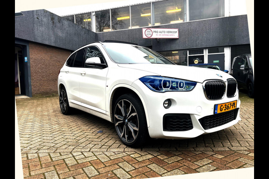 BMW X1 SDrive18i High Executive Panorama_Leder_M pakket