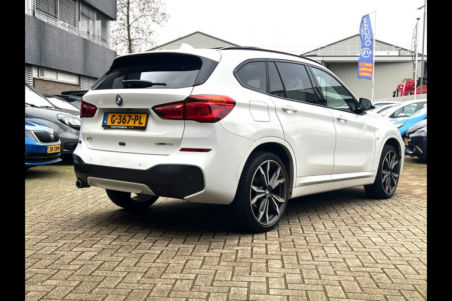 BMW X1 SDrive18i High Executive Panorama_Leder_M pakket