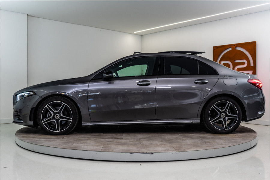 Mercedes-Benz A-Klasse 180 AMG 136PK | NL Auto | Pano | Keyless | ACC | LED | VOL! 12 MND Garantie