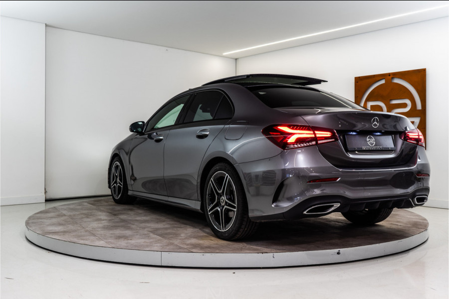 Mercedes-Benz A-Klasse 180 AMG 136PK | NL Auto | Pano | Keyless | ACC | LED | VOL! 12 MND Garantie