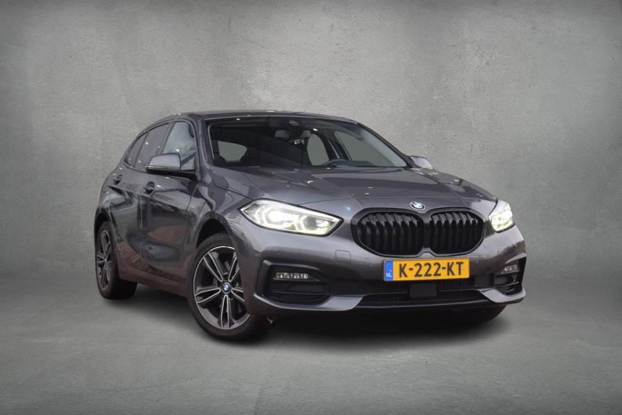 BMW 1-serie 118i Executive | Sport | Virtual | Ambient | CarPlay | Half Leer