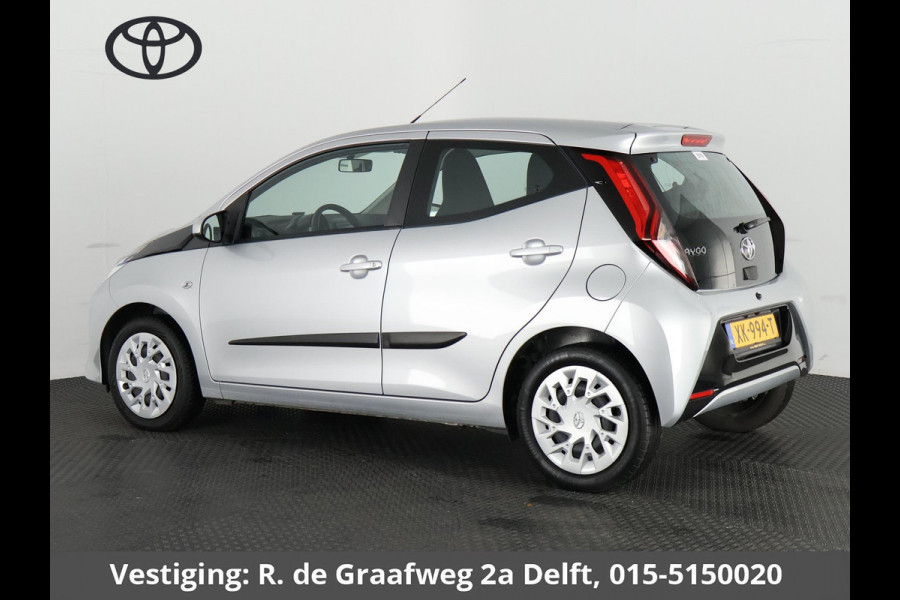 Toyota Aygo 1.0 VVT-i X-Play Automaat | 1e eigenaar | Apple Carplay & AnroidAUTO | Airco |