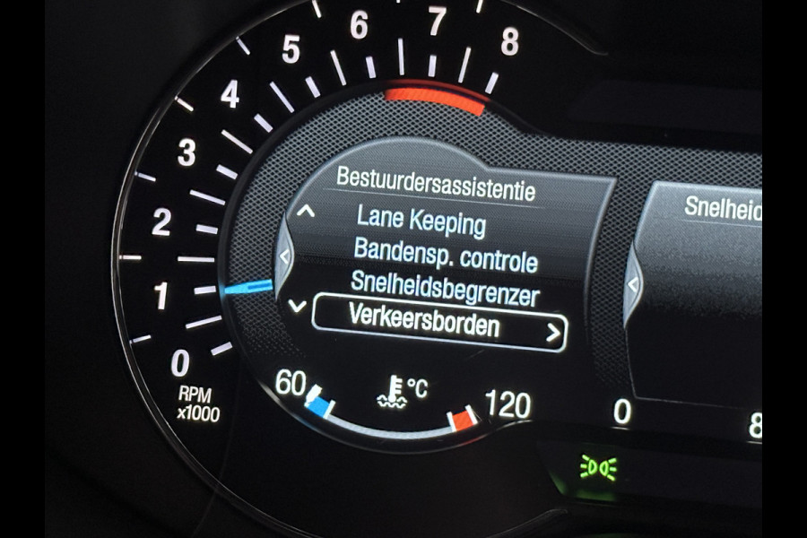 Ford S-Max 1.5 ST-Line 7 Persoons 160pk | Cruise Control | Elektrische Sportstoelen Memory | Camera | Carplay | Stoelverwarming | Navi Full Map | LED |