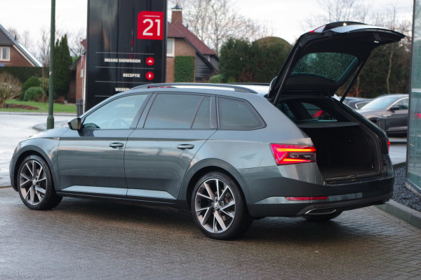 Škoda Superb Combi 1.4 TSI iV 218 PK Sportline BNS PHEV, Sportsoelen, Adap. Cruise Control, Carplay, Stoelverwarming