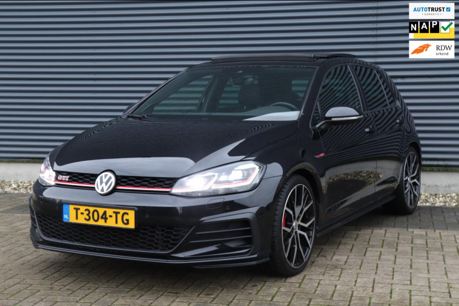 Volkswagen Golf 2.0 TSI GTI Performance | PANO / VIRT. COCKPIT / KEYLESS / CAMERA