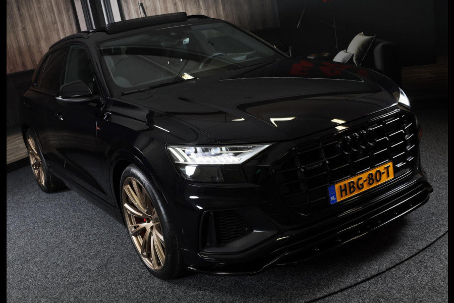 Audi Q8 55 TFSI e Quattro S Line Competition / Digital Cockpit / Head Up / Leder / Elek Stoelen / LUCHTVERING / Panodak / 23 Inch