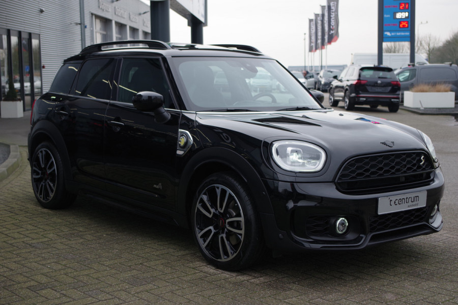 MINI Countryman 2.0 Cooper S E 220 PK ALL4 John Cooper Works, Panoramadak, LED, 19" LM, Keyless, Camera, Cruise Control, Head-Up Display