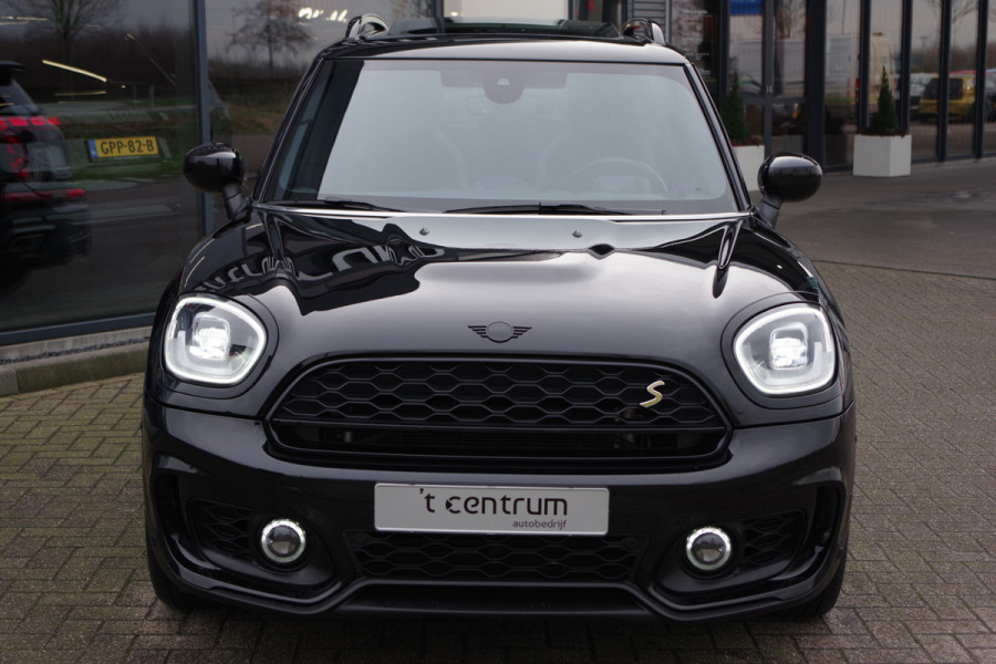 MINI Countryman 2.0 Cooper S E 220 PK ALL4 John Cooper Works, Panoramadak, LED, 19" LM, Keyless, Camera, Cruise Control, Head-Up Display