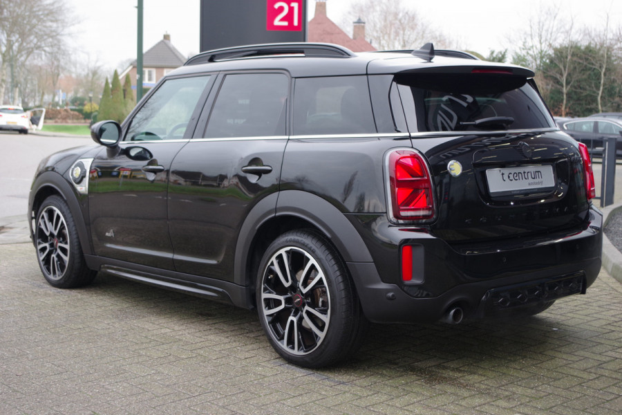 MINI Countryman 2.0 Cooper S E 220 PK ALL4 John Cooper Works, Panoramadak, LED, 19" LM, Keyless, Camera, Cruise Control, Head-Up Display