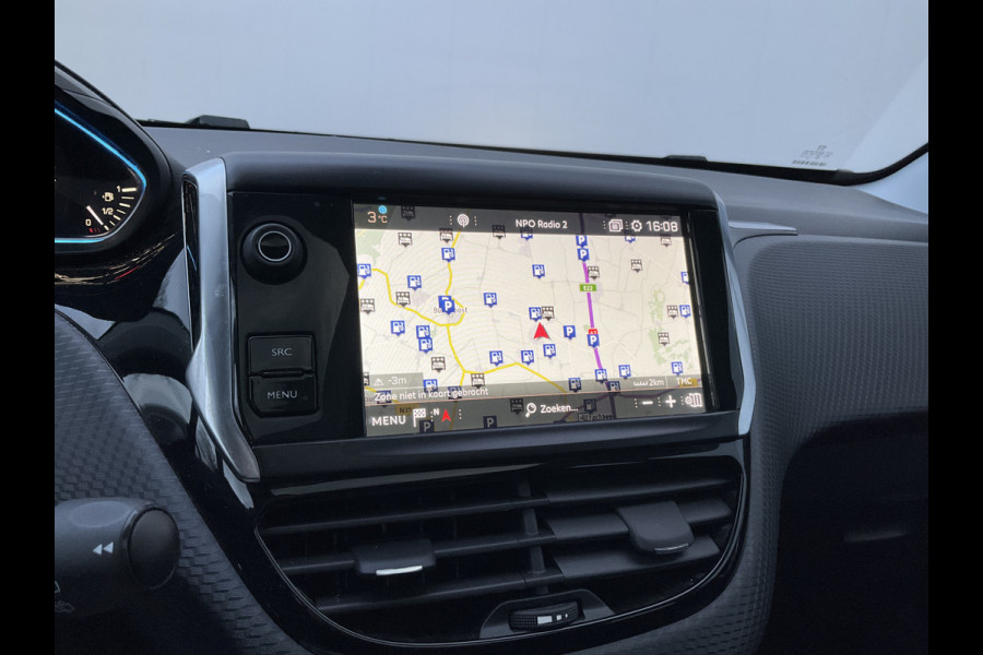 Peugeot 2008 1.2 Autom Allure *riem verv* Pano Leer/stof Nav Carplay Trekhaak Hoogzitter