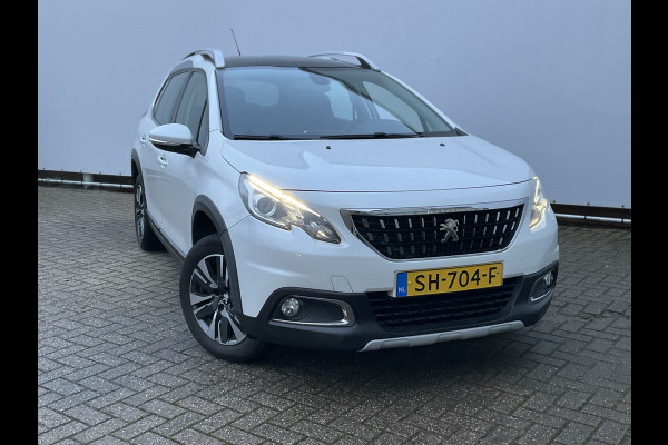 Peugeot 2008 1.2 Autom Allure *riem verv* Pano Leer/stof Nav Carplay Trekhaak Hoogzitter