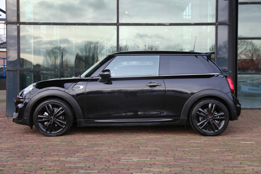 MINI Cooper 1.5 Cooper JCW Pakket H&K