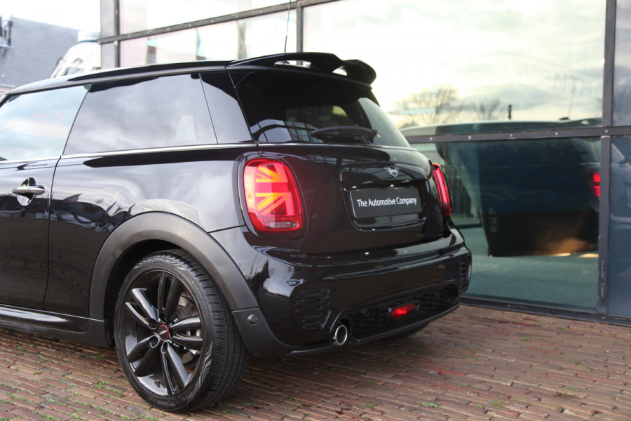 MINI Cooper 1.5 Cooper JCW Pakket H&K