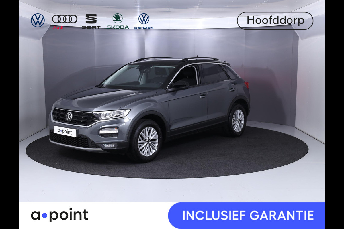 Volkswagen T-Roc 1.0 TSI Style 110 pk | Navigatie | Parkeersensoren (Park assist) | Achteruitrijcamera | Adaptieve cruise control | Autom. airco |