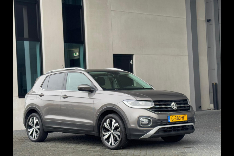 Volkswagen T-Cross 1.0 TSI 116 pk Style sport, achteruitrijcamera,trekhaak, navigatie, Nederlandse auto nap