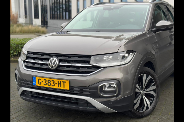 Volkswagen T-Cross 1.0 TSI 116 pk Style sport, achteruitrijcamera,trekhaak, navigatie, Nederlandse auto nap