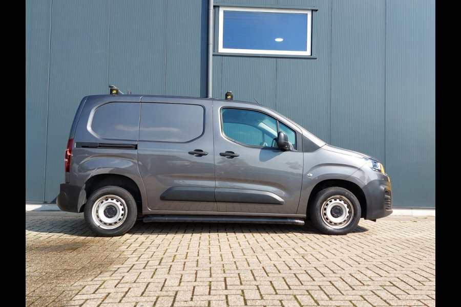 Citroën Berlingo 1.5 BlueHDI Control * Navi * Trekhaak * Cruise * Betimmering *