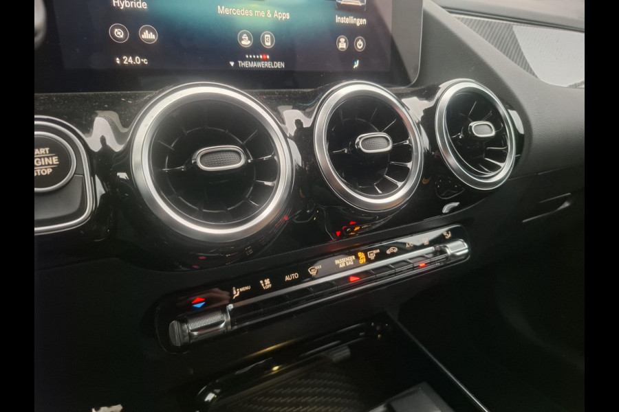 Mercedes-Benz GLA 250 e AMG Line Night Plug in Hybrid 218pk PHEV | Alcantara Sportstoelen | Widescreen Navi | Apple Carplay | L.M. 19" | Cruise Control | DAB |