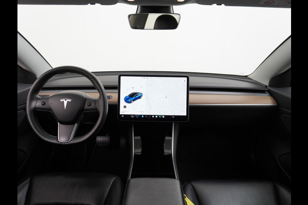 Tesla Model 3 Long Range *gereserveerd* 75kWh 463PK FSD-voorber. Premium Audio 4wd Lmv 19" AutoPilot Panoramadak Camera's Leder Adaptive-Cruis Stoel en achterbank verwarming Keyless Electr.Stoelen+Memory+Easy-Entry WiFi Origineel Nederlandse auto Grootste accu, Tot 16,5kwh thuis-laden.