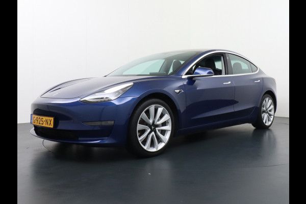 Tesla Model 3 Long Range *gereserveerd* 75kWh 463PK FSD-voorber. Premium Audio 4wd Lmv 19" AutoPilot Panoramadak Camera's Leder Adaptive-Cruis Stoel en achterbank verwarming Keyless Electr.Stoelen+Memory+Easy-Entry WiFi Origineel Nederlandse auto Grootste accu, Tot 16,5kwh thuis-laden.