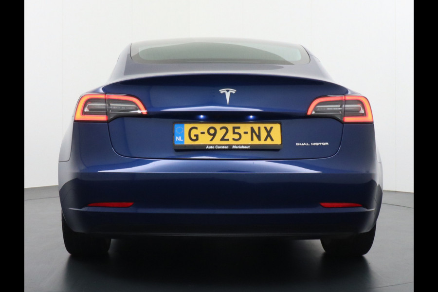 Tesla Model 3 Long Range *gereserveerd* 75kWh 463PK FSD-voorber. Premium Audio 4wd Lmv 19" AutoPilot Panoramadak Camera's Leder Adaptive-Cruis Stoel en achterbank verwarming Keyless Electr.Stoelen+Memory+Easy-Entry WiFi Origineel Nederlandse auto Grootste accu, Tot 16,5kwh thuis-laden.