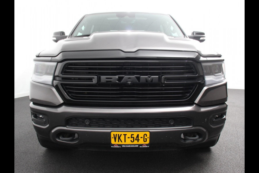 Dodge Ram 1500 5.7 V8 4x4 Crew Cab Laramie Night edition | Panorama dak | Grootscherm | Harman/Kardon | Apple Carplay / Android Auto | 200l LPG | Luchtvering | 360 Camera | Trekhaak | BPM Vrij