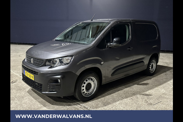 Peugeot Partner 1.5 BlueHDi 131pk **BPM VRIJ voor de Ondernemer** L1H1 Euro6 Airco | 3-Zits | Navigatie | Camera Apple Carplay, Android Auto, Cruisecontrol, Parkeersensoren, bijrijdersbank