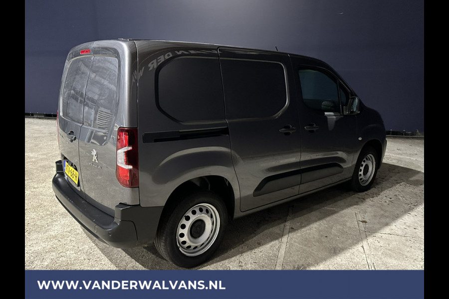 Peugeot Partner 1.5 BlueHDi 131pk **BPM VRIJ voor de Ondernemer** L1H1 Euro6 Airco | 3-Zits | Navigatie | Camera Apple Carplay, Android Auto, Cruisecontrol, Parkeersensoren, bijrijdersbank