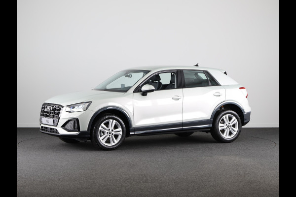 Audi Q2 35 TFSI Advanced edition adaptive cruise control, assistentiepakket parking, optiekpakket zwart