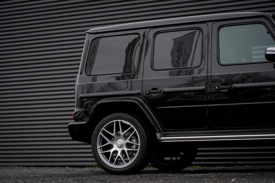 Mercedes-Benz G-Klasse 400 d / AMG / 22'' / G manufaktur / Premium Plus / Massage / Burmester / Luchtvering