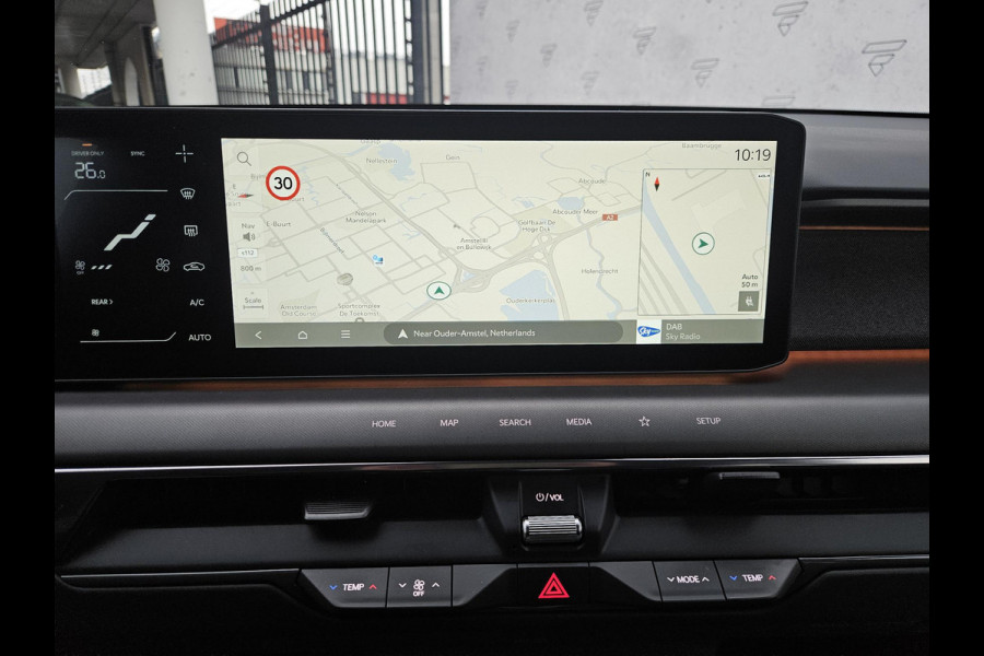 Kia EV9 Launch Edition 99.8 kWh Automaat | 7 Persoons | HUD | Leder | Meridian Sound | Camera | Navi | Apple CarPlay/Android Auto | Key-Less | Stuur-/Stoelverwarming | PDC | Cruise | LED |