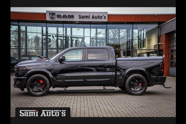 Dodge Ram NIGHT PREMIUM | BOM VOL + 14.4 INCH SCHERM | LUCHTVERING | HUD | HURRICAN 420PK 636 Nm | PRIJS MET LPG EN COVER EN GARANTIE | DUBBELE CABINE | PICK UP | 5 PERSOONS | DC | GRIJSKENTEKEN | VOORRAAD NR 2233 - 7672