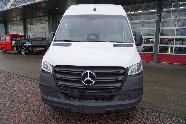 Mercedes-Benz Sprinter 317 CDI 170PK L2H2 Pro automaat Schuifdeur links en Rechts Nr. V041 | Trekhaak 3.500KG | Climate | Cruise | Apple/Android | Blis | Camera