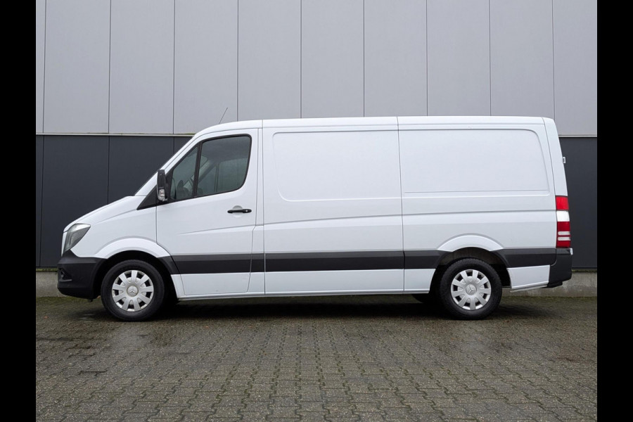 Mercedes-Benz Sprinter 314 L2H1 140PK AUTOMAAT CLIMATE CONTROL TREKHAAK CARPLAY PARKEERSENSOREN