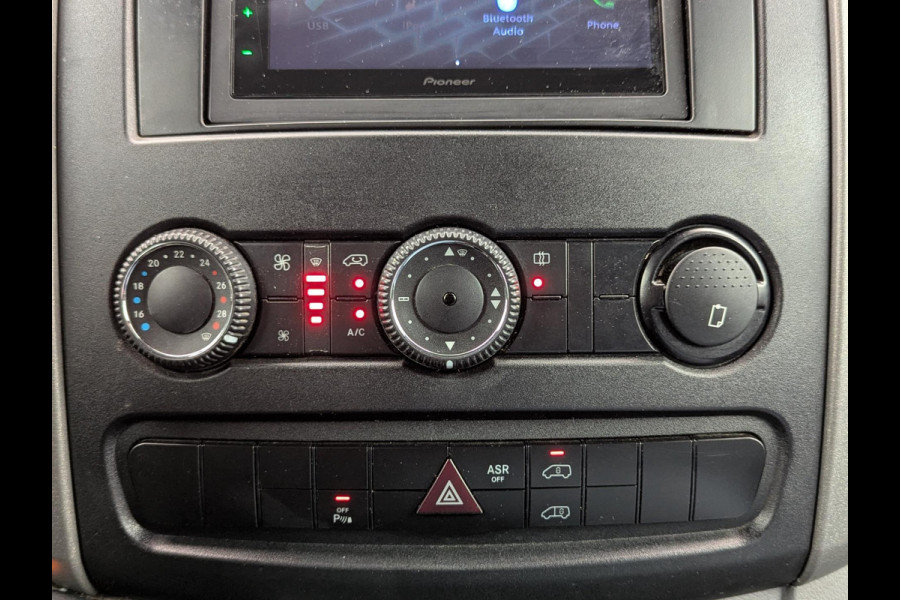 Mercedes-Benz Sprinter 314 L2H1 140PK AUTOMAAT CLIMATE CONTROL TREKHAAK CARPLAY PARKEERSENSOREN