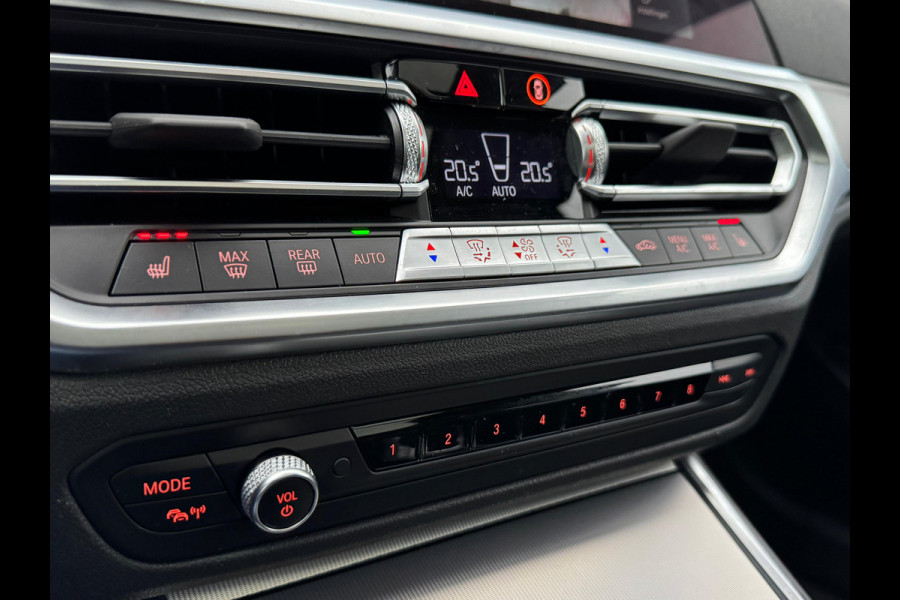 BMW 3 Serie Touring 330e Sportline Plug In Hybrid PHEV | Panorama dak | Head Up Display | Carplay | Sportstoelen verwarmd