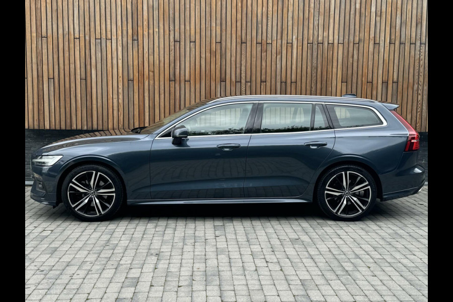 Volvo V60 2.0 B3 Business Pro Automaat | Navigatie | Camera | Half lederen/stof bekleding | Pilot Assist en Adaptieve Cruise control | Sto