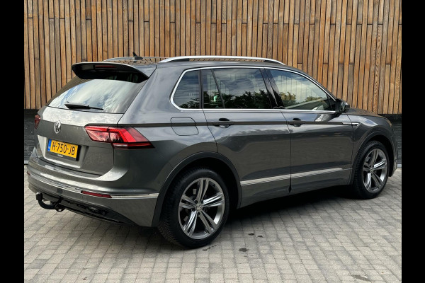 Volkswagen Tiguan 1.5 TSI ACT Highline Business R DSG | LED | Trekhaak | Stoelverwarming | Navigatiesysteem | Apple CarPlay | Parkeersensoren voor