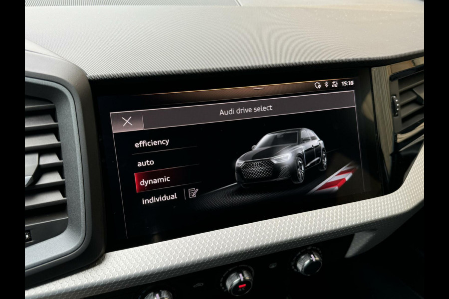 Audi A1 Sportback 30 TFSI S Line Automaat | Apple CarPlay | LED verlichting | Parkeersensoren achter | Rode remklauwen | Airconditioning