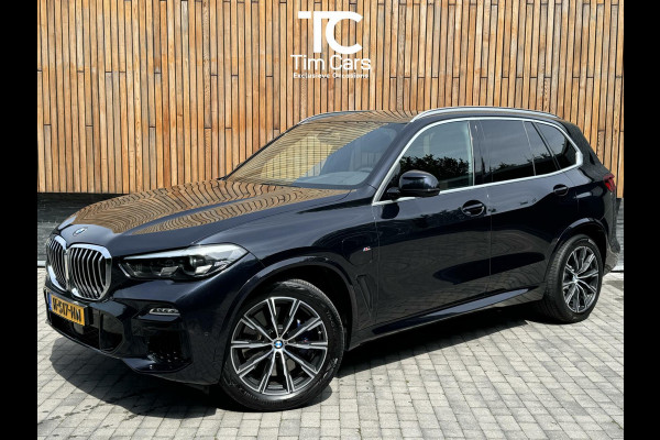 BMW X5 xDrive45e M-sport Navigatiesysteem | Comfortstoelen | Adaptive cruise control | Lane assist | Luchtvering | Camera | Compleet