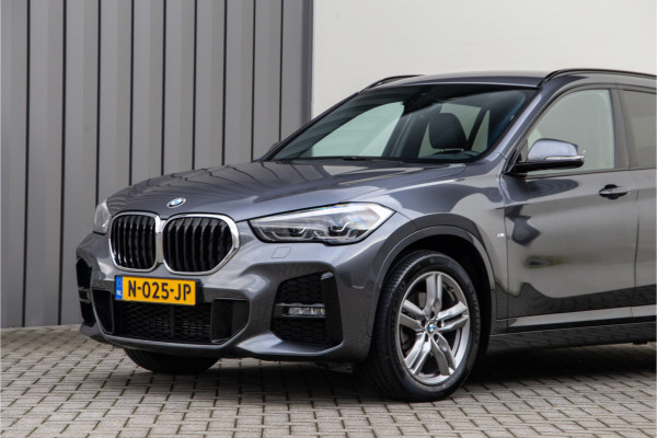 BMW X1 sDrive18i M-Sport, High Executive, Leder, Sportstoelen, 2021