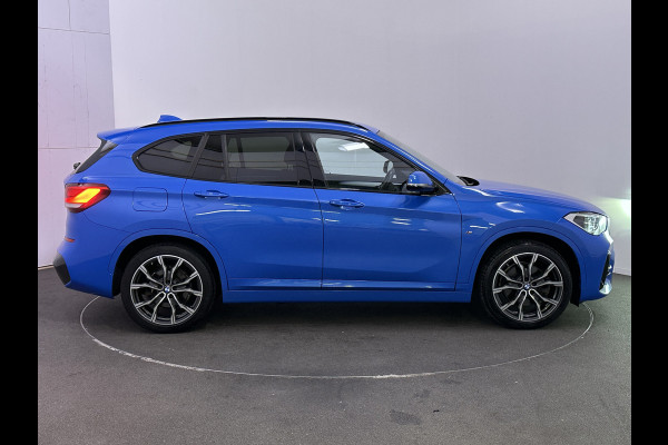 BMW X1 xDrive25e M Sport Plug In Hybrid Dealer O.H PHEV | Trekhaak Afn. | Harman Kardon |  19"L.M | Camera | Stuur & Stoelverwarming | Navi Pro | DAB |