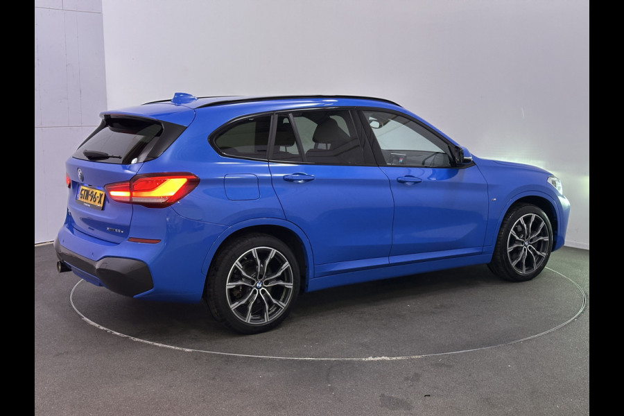 BMW X1 xDrive25e M Sport Plug In Hybrid Dealer O.H PHEV | Trekhaak Afn. | Harman Kardon |  19"L.M | Camera | Stuur & Stoelverwarming | Navi Pro | DAB |