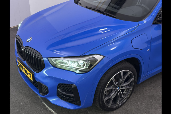 BMW X1 xDrive25e M Sport Plug In Hybrid Dealer O.H PHEV | Trekhaak Afn. | Harman Kardon |  19"L.M | Camera | Stuur & Stoelverwarming | Navi Pro | DAB |