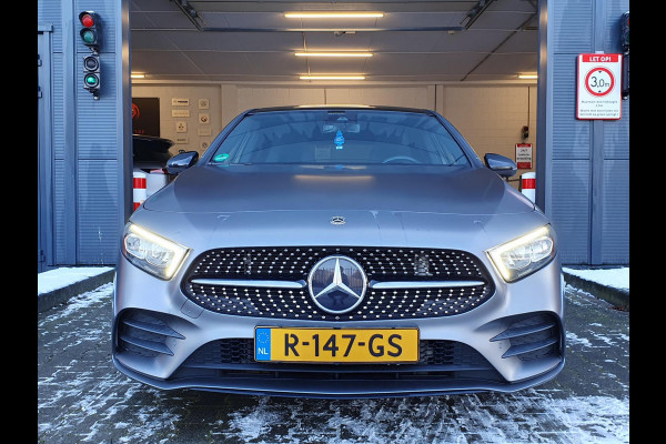 Mercedes-Benz A-Klasse 220 Premium Plus | PANO / MEMORY SEAT / KEYLESS / ''19 AMG-STYLING / BURMESTER / MASSAGE / DIAMOND GRILLE !