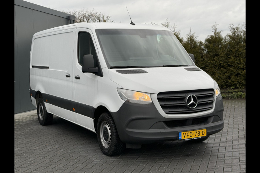 Mercedes-Benz Sprinter 314 CDI 143 PK RWD 3.5T / L2H1 / 1e EIG. / AIRCO / CRUISE / GEVEERDE STOEL