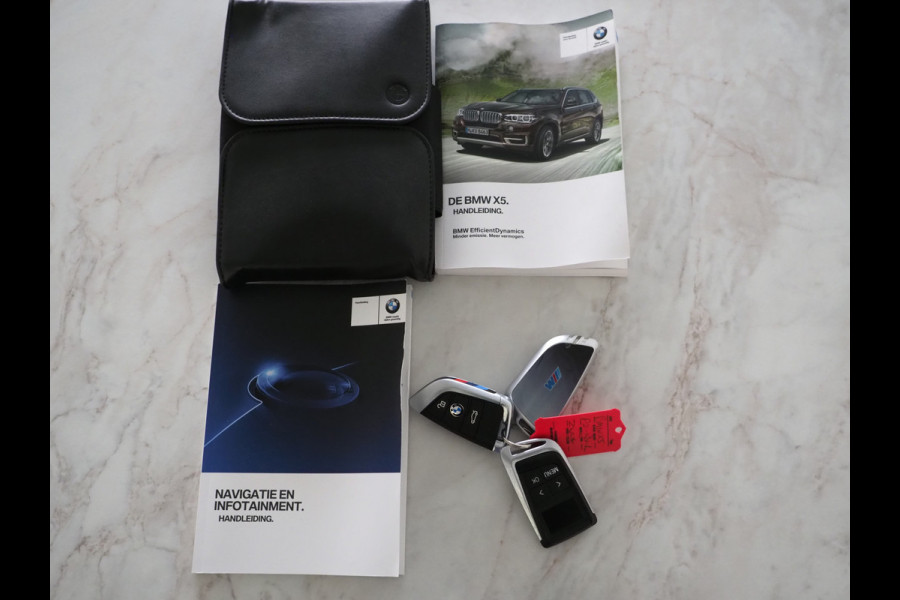 BMW X5 M50D Bang & Olufsen | Panorama | Standkachel | HUD | Trekhaak | Adaptive