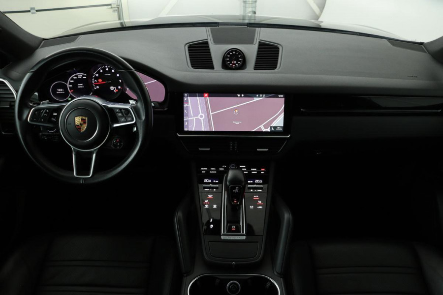 Porsche Cayenne Coupé 3.0 | Panoramadak | Adaptive cruise | Leder | Stoelverwarming | Camera | BOSE Sound | Full LED | Luchtvering | Carplay | Navigatie | Sport Chrono