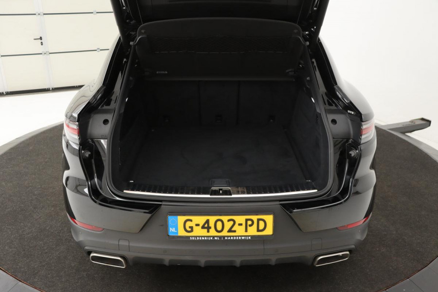 Porsche Cayenne Coupé 3.0 | Panoramadak | Adaptive cruise | Leder | Stoelverwarming | Camera | BOSE Sound | Full LED | Luchtvering | Carplay | Navigatie | Sport Chrono