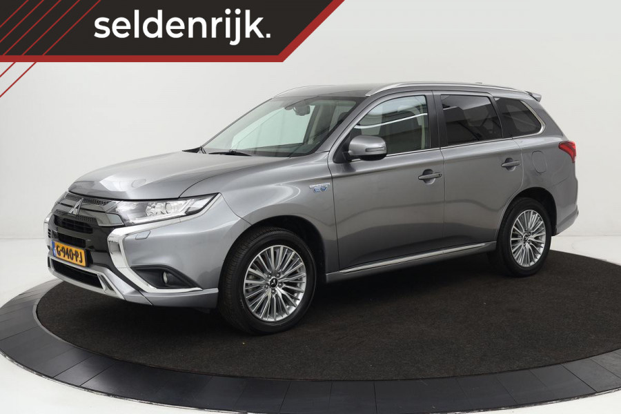 Mitsubishi Outlander 2.4 PHEV Pure+ | Carplay | Trekhaak | Half leder | Camera | Climate control | Cruise control | DAB